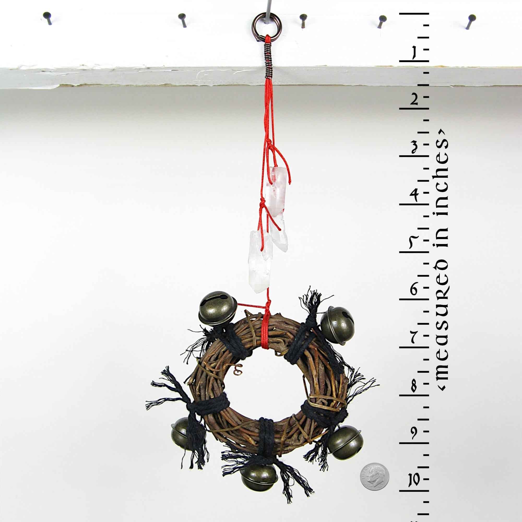 Witch's Bell: Small Wreath, 5 Sleigh Bells and 3 Quartz
