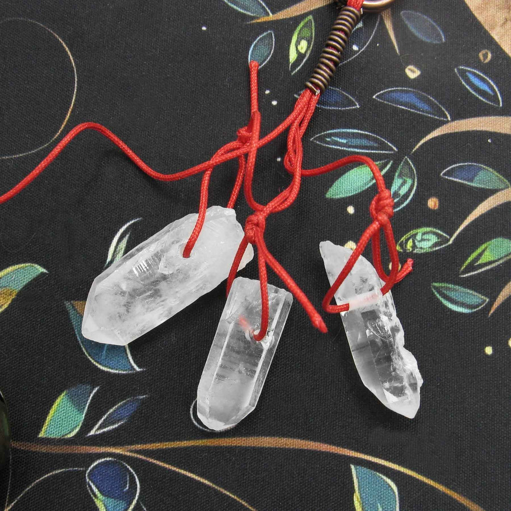 Witch's Bell: Small Wreath, 5 Sleigh Bells and 3 Quartz